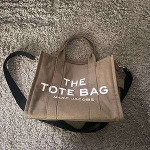 Marc Jacobs The Tote Bag